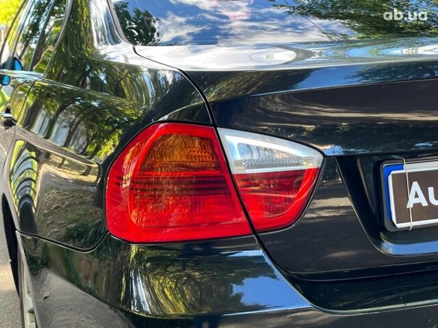 Черный БМВ 3 Серия, объемом двигателя 2 л и пробегом 225 тыс. км за 7590 $, фото 9 на Automoto.ua