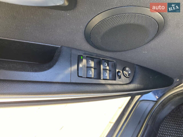 Черный БМВ 3 Серия, объемом двигателя 2 л и пробегом 212 тыс. км за 6650 $, фото 10 на Automoto.ua