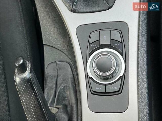 Чорний БМВ 3 Серія, об'ємом двигуна 2 л та пробігом 225 тис. км за 7590 $, фото 18 на Automoto.ua