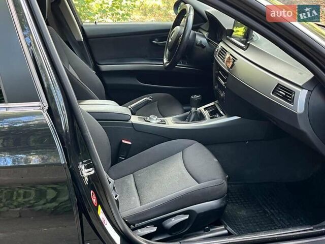Чорний БМВ 3 Серія, об'ємом двигуна 2 л та пробігом 225 тис. км за 7590 $, фото 14 на Automoto.ua