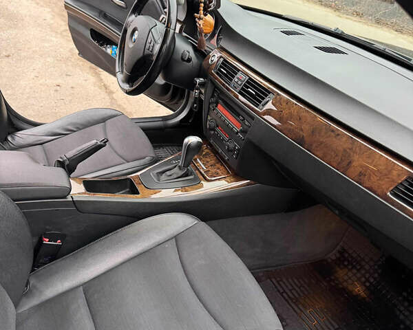 Чорний БМВ 3 Серія, об'ємом двигуна 2.5 л та пробігом 200 тис. км за 7500 $, фото 15 на Automoto.ua