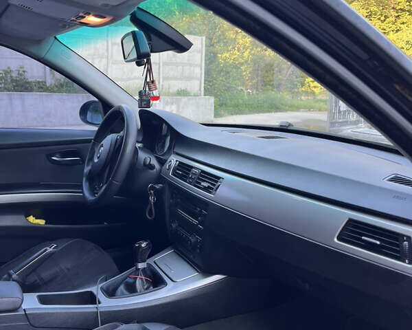 Черный БМВ 3 Серия, объемом двигателя 2 л и пробегом 328 тыс. км за 6700 $, фото 26 на Automoto.ua