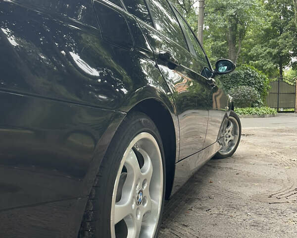 Черный БМВ 3 Серия, объемом двигателя 2 л и пробегом 286 тыс. км за 6950 $, фото 20 на Automoto.ua