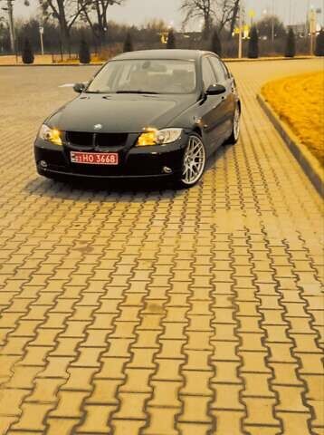 Черный БМВ 3 Серия, объемом двигателя 2 л и пробегом 100 тыс. км за 8250 $, фото 1 на Automoto.ua