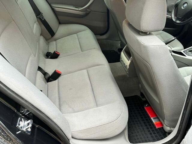 Чорний БМВ 3 Серія, об'ємом двигуна 2 л та пробігом 231 тис. км за 6800 $, фото 3 на Automoto.ua