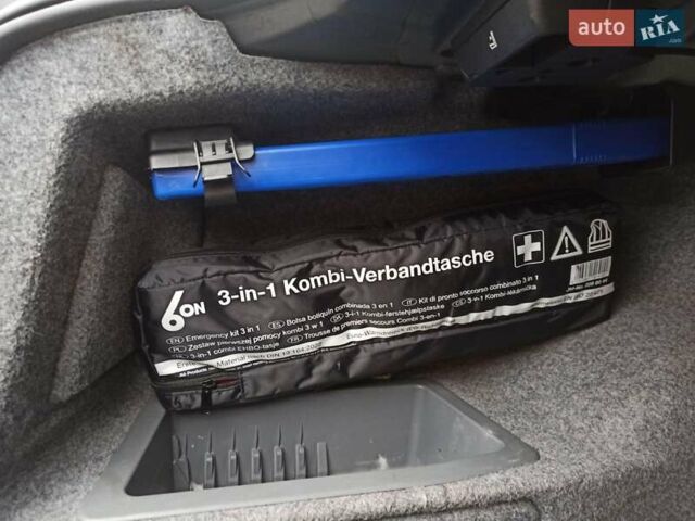 Черный БМВ 3 Серия, объемом двигателя 2 л и пробегом 184 тыс. км за 8600 $, фото 26 на Automoto.ua