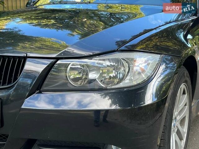 Чорний БМВ 3 Серія, об'ємом двигуна 2 л та пробігом 225 тис. км за 7590 $, фото 4 на Automoto.ua