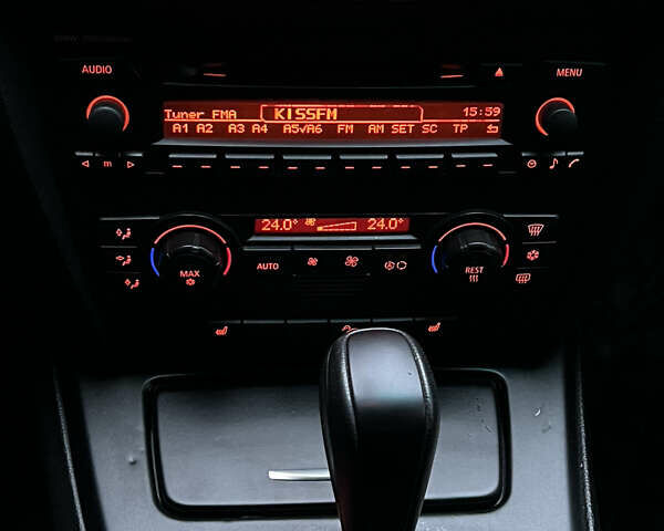 Чорний БМВ 3 Серія, об'ємом двигуна 3 л та пробігом 205 тис. км за 6999 $, фото 20 на Automoto.ua