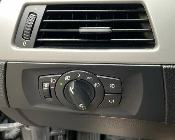 Черный БМВ 3 Серия, объемом двигателя 2 л и пробегом 286 тыс. км за 6950 $, фото 43 на Automoto.ua