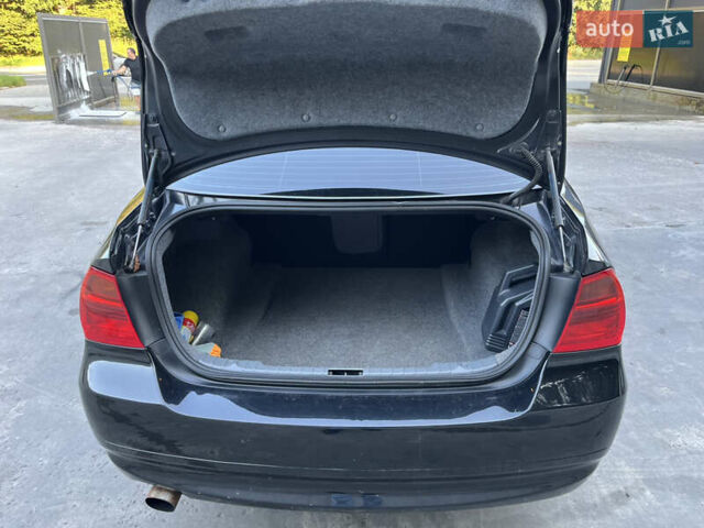 Черный БМВ 3 Серия, объемом двигателя 2 л и пробегом 328 тыс. км за 6700 $, фото 23 на Automoto.ua