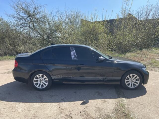 Черный БМВ 3 Серия, объемом двигателя 1.6 л и пробегом 360 тыс. км за 5500 $, фото 6 на Automoto.ua