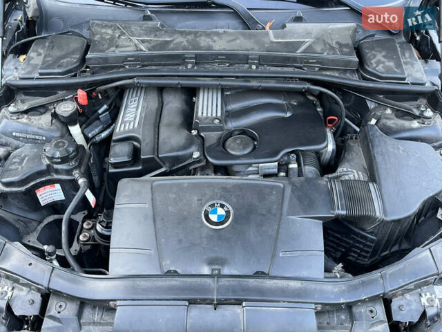 Черный БМВ 3 Серия, объемом двигателя 2 л и пробегом 328 тыс. км за 6700 $, фото 32 на Automoto.ua