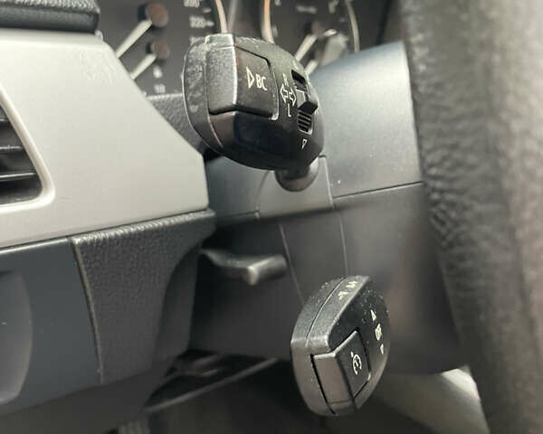 Черный БМВ 3 Серия, объемом двигателя 2 л и пробегом 286 тыс. км за 6950 $, фото 40 на Automoto.ua