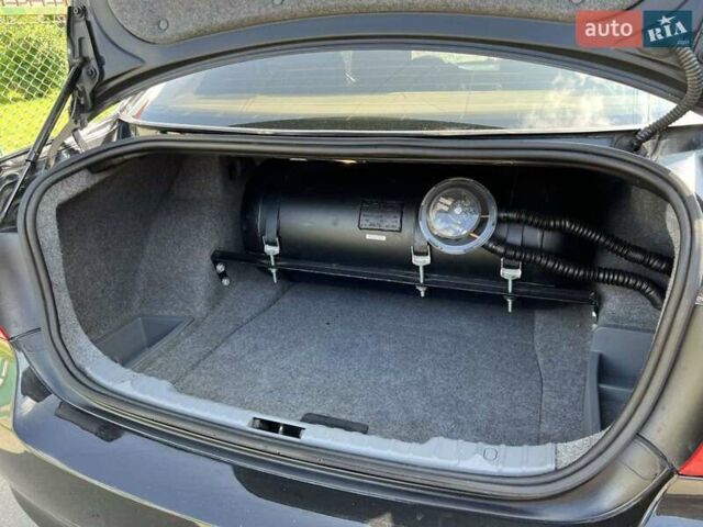 Чорний БМВ 3 Серія, об'ємом двигуна 2 л та пробігом 300 тис. км за 5990 $, фото 9 на Automoto.ua