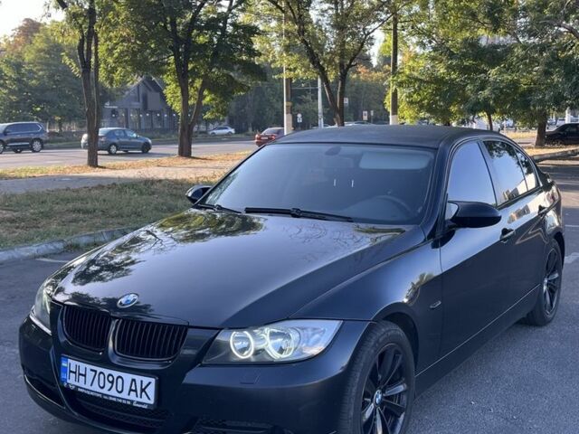 Черный БМВ 3 Серия, объемом двигателя 2 л и пробегом 320 тыс. км за 5700 $, фото 8 на Automoto.ua