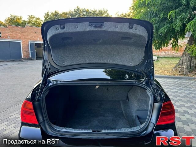 Черный БМВ 3 Серия, объемом двигателя 2 л и пробегом 230 тыс. км за 4900 $, фото 8 на Automoto.ua