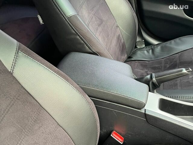 БМВ 3 Серия 2006 в Киеве на Automoto.ua Черный БМВ 3 Серия, объемом двигателя 2 л и пробегом 328 тыс. км за 7790 $, фото 29 на Automoto.ua