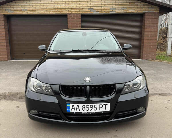 Чорний БМВ 3 Серія, об'ємом двигуна 2.5 л та пробігом 200 тис. км за 7500 $, фото 1 на Automoto.ua