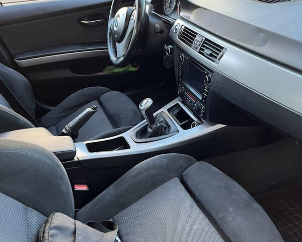 Черный БМВ 3 Серия, объемом двигателя 2 л и пробегом 370 тыс. км за 6200 $, фото 17 на Automoto.ua