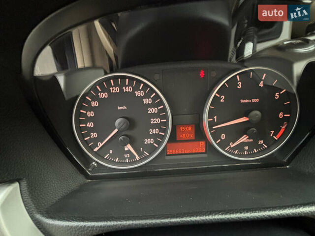 Черный БМВ 3 Серия, объемом двигателя 2 л и пробегом 258 тыс. км за 7500 $, фото 31 на Automoto.ua