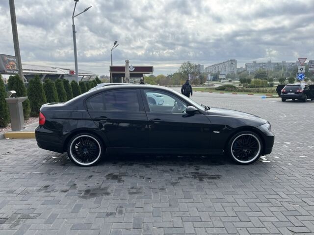 Черный БМВ 3 Серия, объемом двигателя 2 л и пробегом 179 тыс. км за 8500 $, фото 6 на Automoto.ua