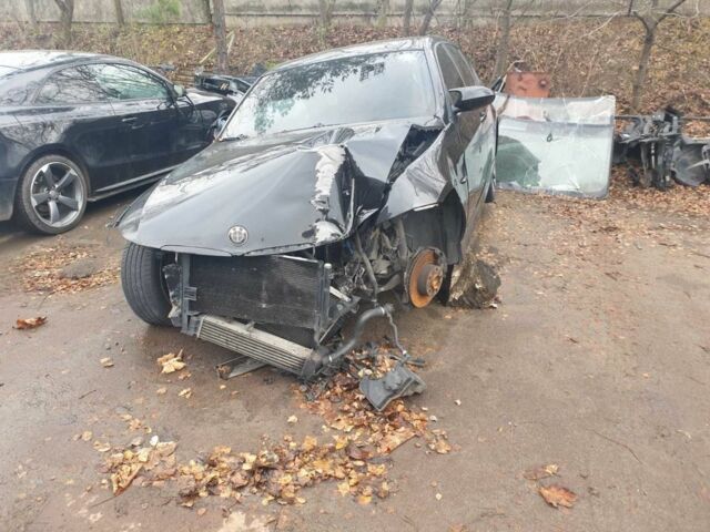 Чорний БМВ 3 Серія, об'ємом двигуна 2 л та пробігом 300 тис. км за 3400 $, фото 3 на Automoto.ua