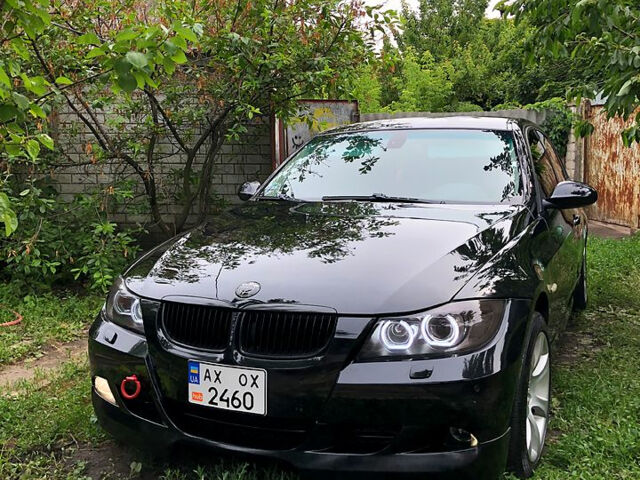 Чорний БМВ 3 Серія, об'ємом двигуна 2 л та пробігом 300 тис. км за 6700 $, фото 1 на Automoto.ua
