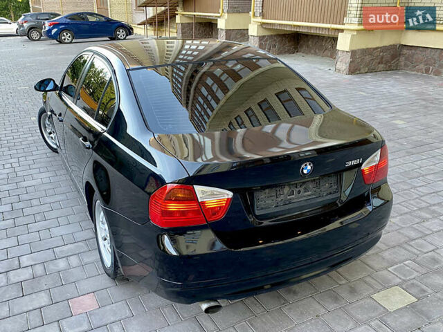 Чорний БМВ 3 Серія, об'ємом двигуна 2 л та пробігом 187 тис. км за 5950 $, фото 7 на Automoto.ua
