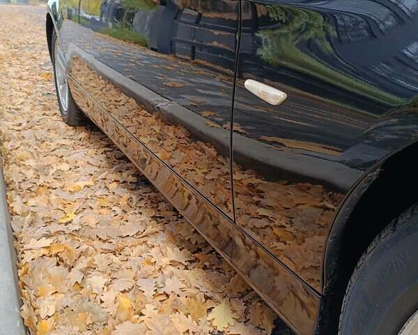 Чорний БМВ 3 Серія, об'ємом двигуна 2 л та пробігом 231 тис. км за 6950 $, фото 11 на Automoto.ua