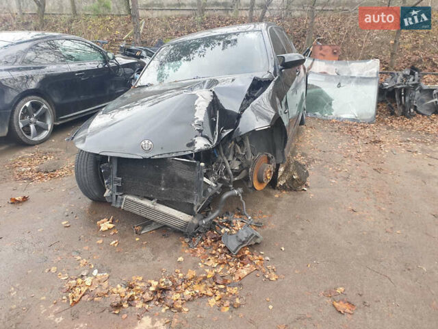 Черный БМВ 3 Серия, объемом двигателя 2 л и пробегом 300 тыс. км за 3500 $, фото 12 на Automoto.ua