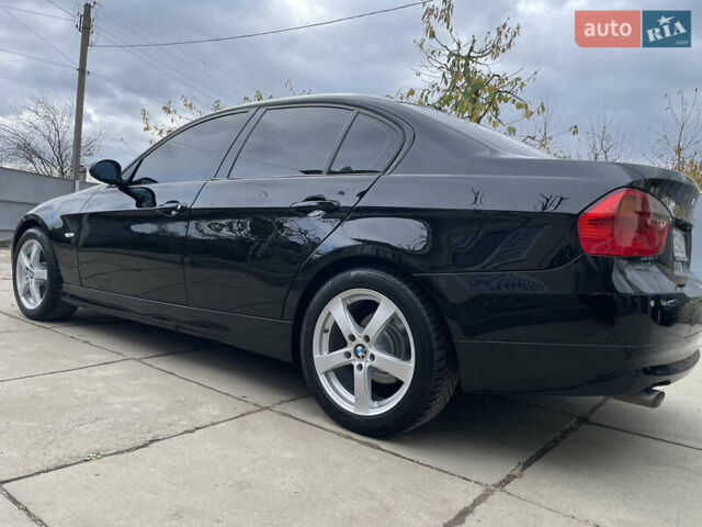 Чорний БМВ 3 Серія, об'ємом двигуна 2 л та пробігом 318 тис. км за 6999 $, фото 15 на Automoto.ua