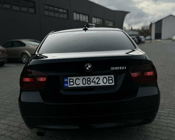 Черный БМВ 3 Серия, объемом двигателя 2 л и пробегом 255 тыс. км за 9000 $, фото 13 на Automoto.ua