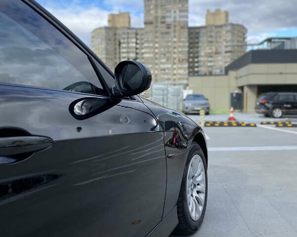 Черный БМВ 3 Серия, объемом двигателя 2 л и пробегом 233 тыс. км за 6700 $, фото 2 на Automoto.ua