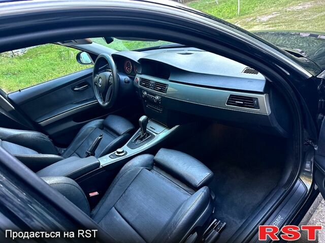 Чорний БМВ 3 Серія, об'ємом двигуна 3 л та пробігом 330 тис. км за 10500 $, фото 3 на Automoto.ua