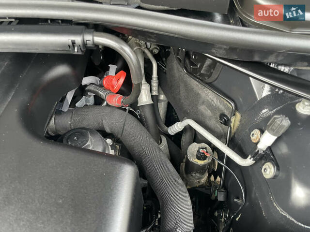 Чорний БМВ 3 Серія, об'ємом двигуна 2 л та пробігом 318 тис. км за 6999 $, фото 55 на Automoto.ua