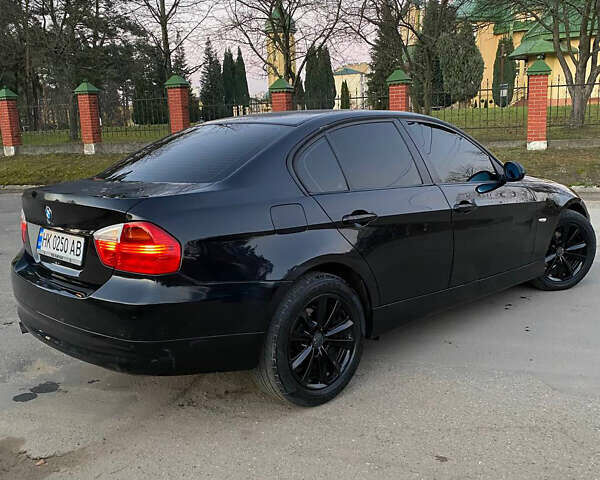 Черный БМВ 3 Серия, объемом двигателя 2 л и пробегом 243 тыс. км за 5500 $, фото 4 на Automoto.ua