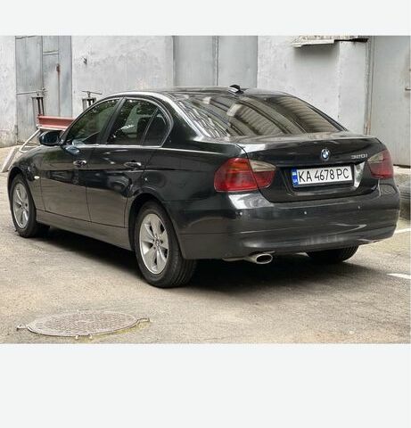 Черный БМВ 3 Серия, объемом двигателя 2 л и пробегом 200 тыс. км за 8000 $, фото 1 на Automoto.ua