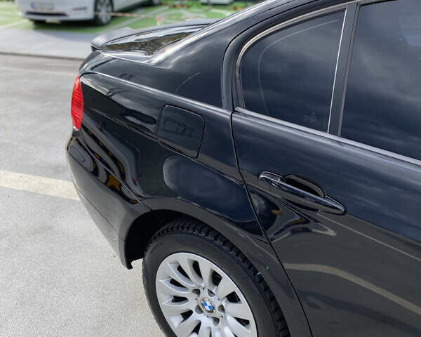 Черный БМВ 3 Серия, объемом двигателя 2 л и пробегом 233 тыс. км за 6700 $, фото 4 на Automoto.ua