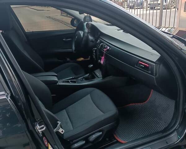 Черный БМВ 3 Серия, объемом двигателя 2 л и пробегом 270 тыс. км за 7900 $, фото 4 на Automoto.ua