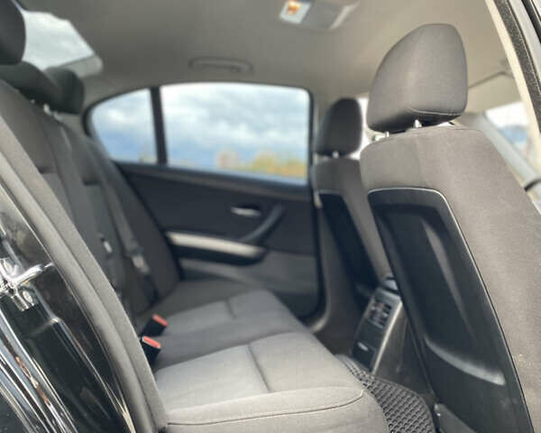 Черный БМВ 3 Серия, объемом двигателя 2 л и пробегом 233 тыс. км за 6700 $, фото 22 на Automoto.ua