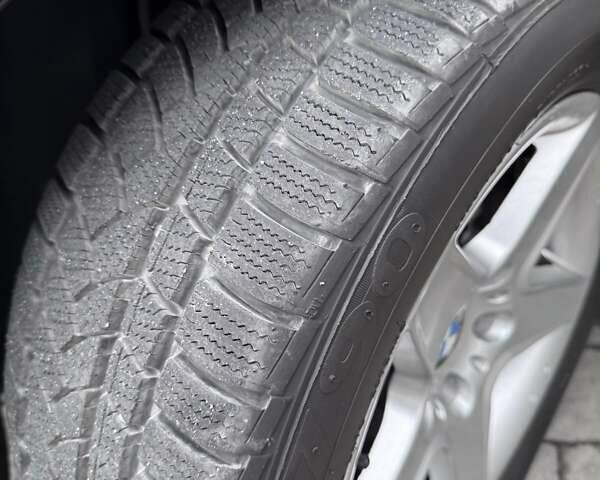 Черный БМВ 3 Серия, объемом двигателя 2 л и пробегом 338 тыс. км за 8200 $, фото 45 на Automoto.ua