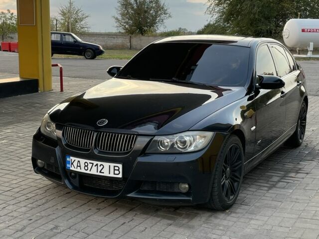Черный БМВ 3 Серия, объемом двигателя 3 л и пробегом 212 тыс. км за 8250 $, фото 1 на Automoto.ua