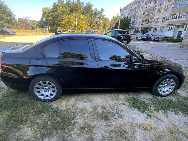 Черный БМВ 3 Серия, объемом двигателя 2 л и пробегом 228 тыс. км за 6500 $, фото 3 на Automoto.ua