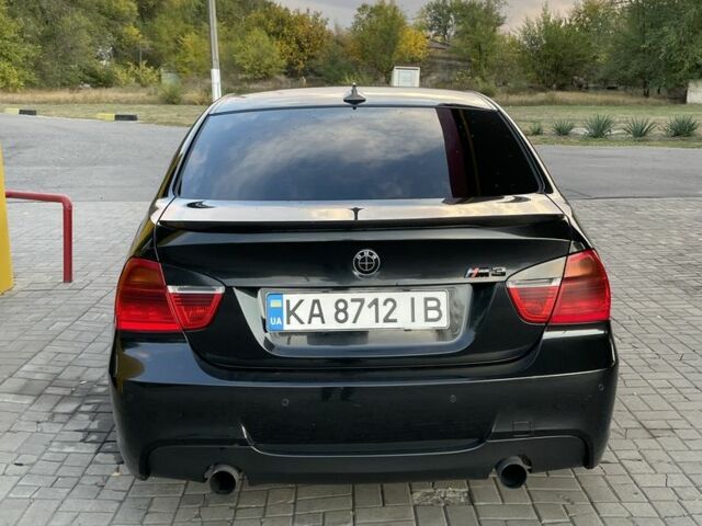 Черный БМВ 3 Серия, объемом двигателя 3 л и пробегом 212 тыс. км за 8250 $, фото 5 на Automoto.ua