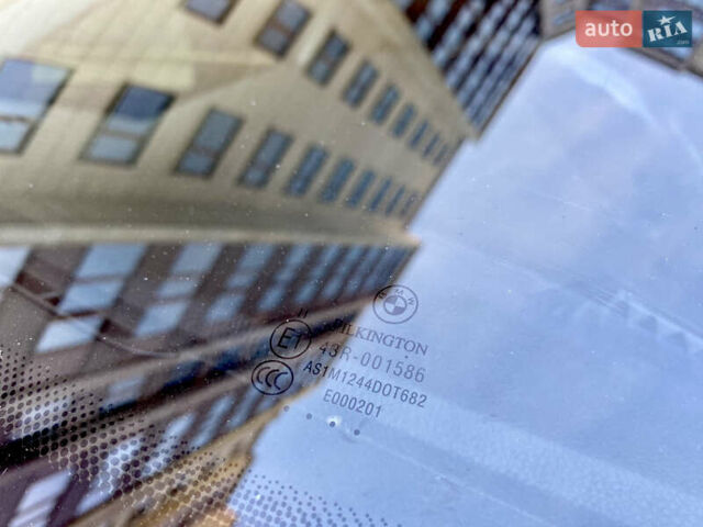 Чорний БМВ 3 Серія, об'ємом двигуна 2 л та пробігом 187 тис. км за 5950 $, фото 38 на Automoto.ua