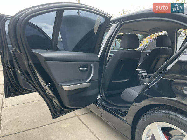 Чорний БМВ 3 Серія, об'ємом двигуна 2 л та пробігом 318 тис. км за 6999 $, фото 45 на Automoto.ua