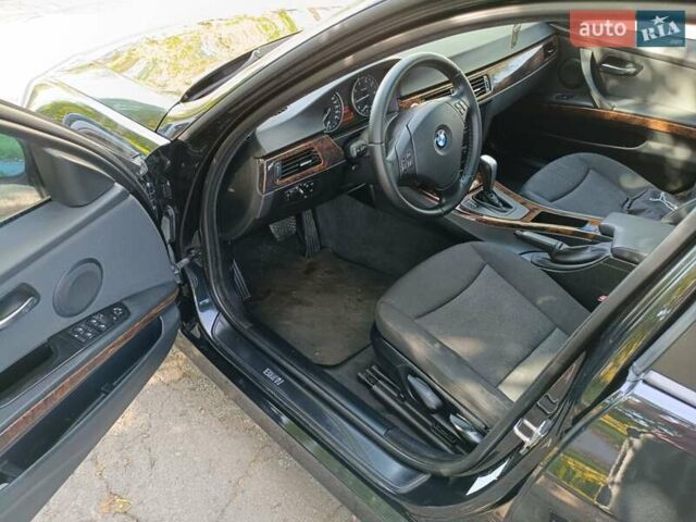 БМВ 3 Серия 2007 в Чернигове на Automoto.ua Черный БМВ 3 Серия, объемом двигателя 2 л и пробегом 230 тыс. км за 6999 $, фото 24 на Automoto.ua