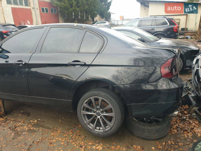 Черный БМВ 3 Серия, объемом двигателя 2 л и пробегом 300 тыс. км за 3500 $, фото 11 на Automoto.ua