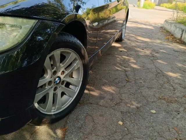 Черный БМВ 3 Серия, объемом двигателя 2 л и пробегом 230 тыс. км за 7450 $, фото 14 на Automoto.ua