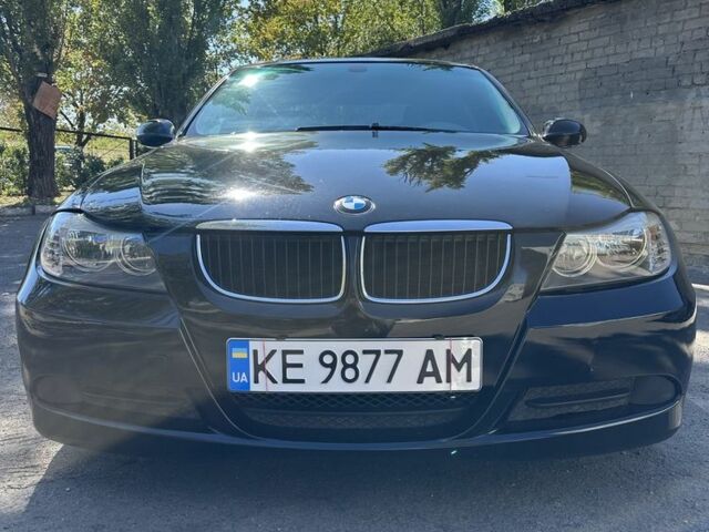 Черный БМВ 3 Серия, объемом двигателя 2 л и пробегом 283 тыс. км за 6500 $, фото 3 на Automoto.ua